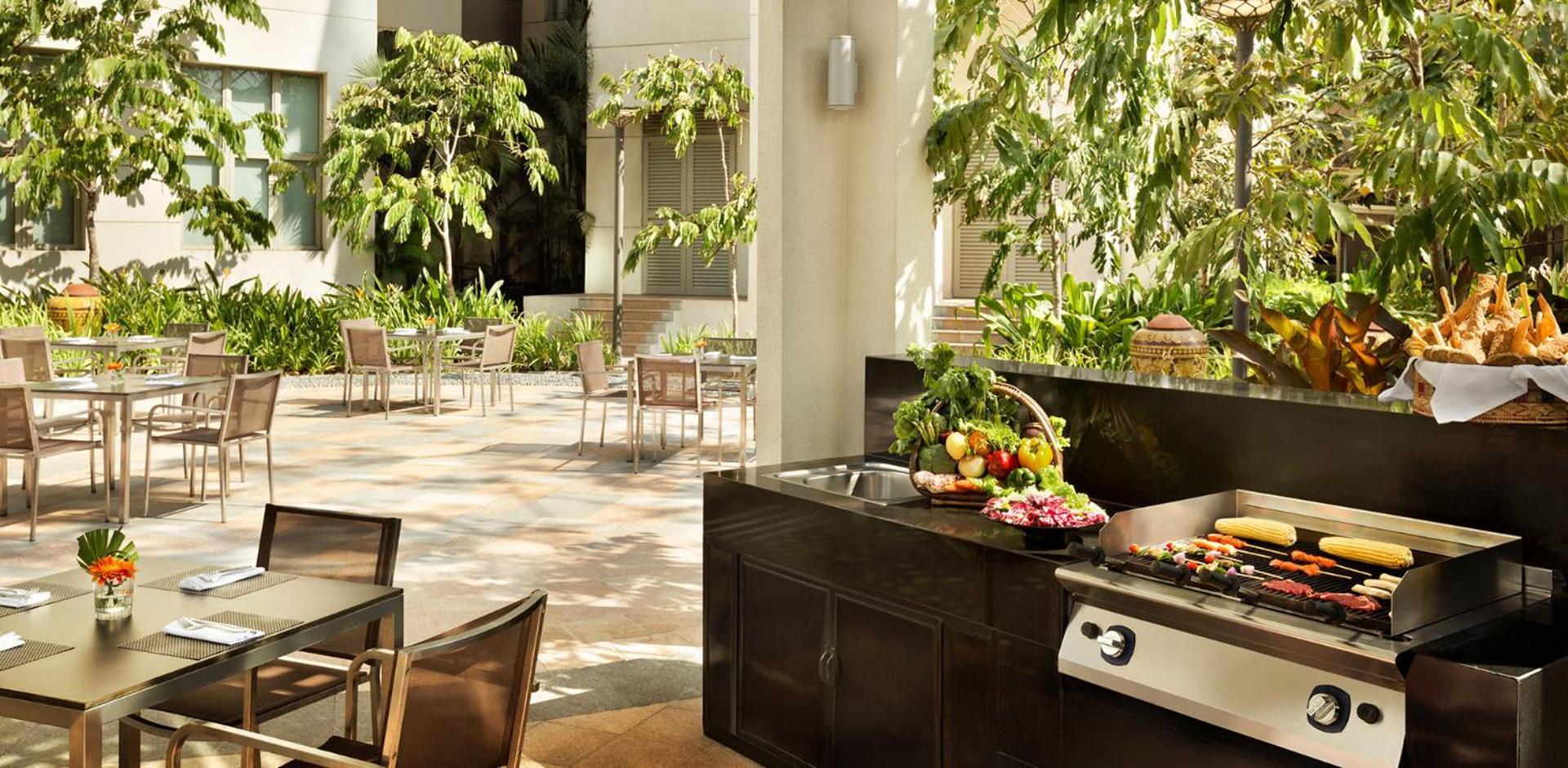 Shangri-La Serviced Apartments, Янгон Екстер'єр фото